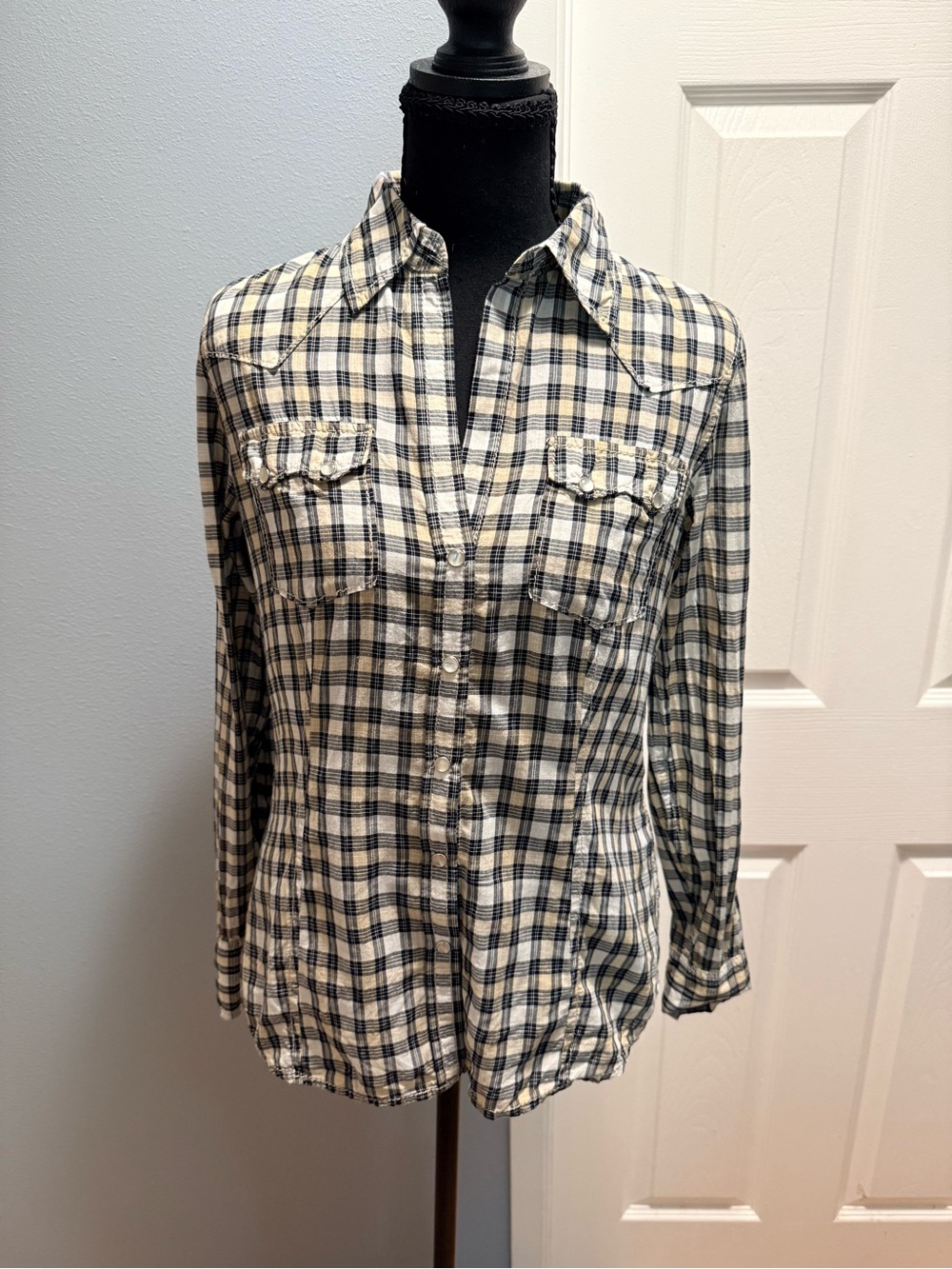 BANANA REPUBLIC Vintage Plaid Western Pearl Snap Shirt XS Preloved